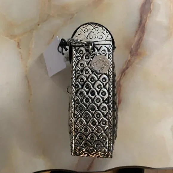 From St Xavier  Metal Atria Clutch/ Crossbody - Picture 9 of 11